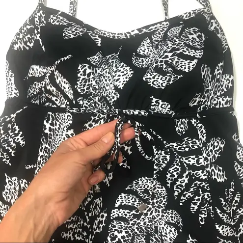 Swim Solutions LEAVES Empire