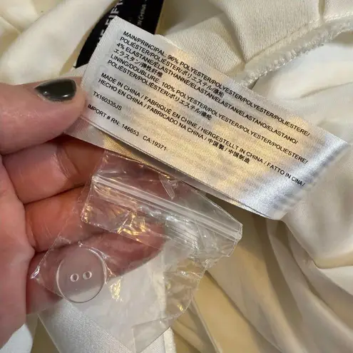 The Fifth Label Women’s XS White Collared V-neck Short Sleeve Pants Jumpsuit