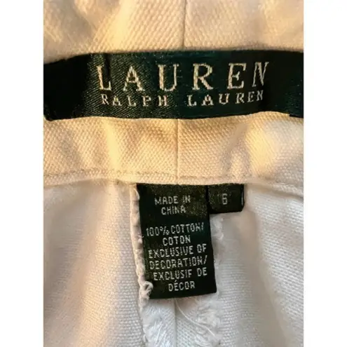 Ralph Lauren Lauren  White‎ Capri's Size 6 Embroidered front faux pockets