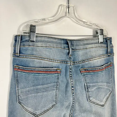 Driftwood Colette Crop Aztec Embroidered Light Wash Denim Cropped Jeans 26x26