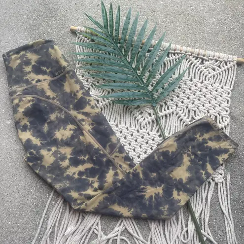 Varley High Rise Leggings Tie Dye Printed 7/8 Ankle Length Size Medium