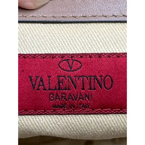 Valentino Garavani Rockstud Tote Bag in Poudre Beige Leather