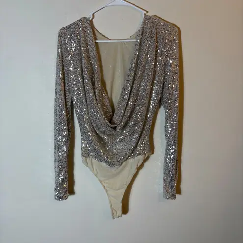 NWT Lulus Shimmering Love Silver Sequin Cowl Back Bodysuit Size Small
