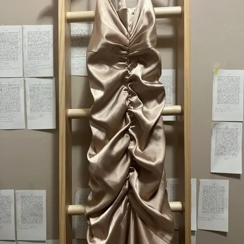 Jessica McClintock Vintage Y2K Gold Satin Halter Maxi Evening Formal Ruffled Gown Dress