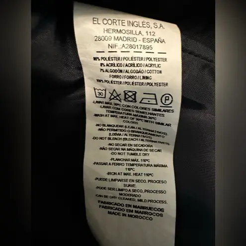 Formula Joven women’s Blue and black tweed cropped blazer See Measurements Size undefined