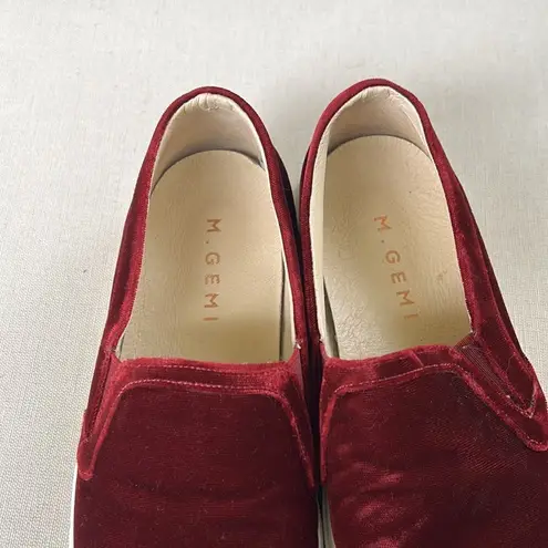 M. Gemi The Cerchio Velvet Sneaker in Red Red Size 7