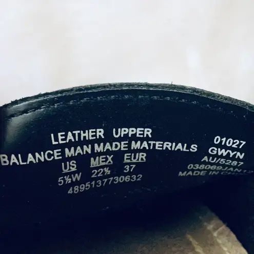 Thom McAn Black Leather Slip On Loafers Size 5.5 Professional Work Flats