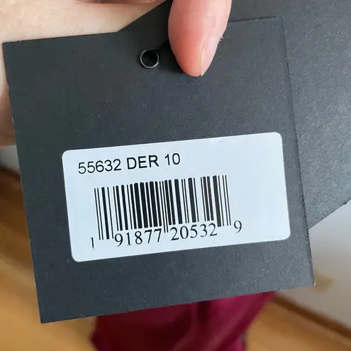 Mac Duggal One Shoulder Puff Sleeve Trumpet Gown- Size 10- Cranberry- NWT