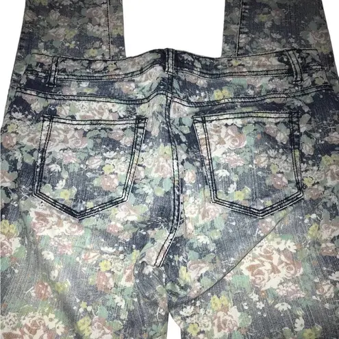 a.n.a VINTAGE FLORAL DESIGN CROPPED STRETCH JEANS SIZE 6
