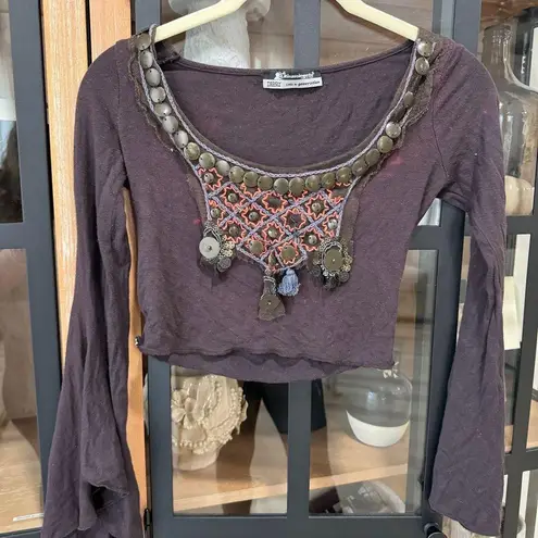 Vintage Y2K 90s Top cropped beaded coins bell long sleeves scoop neck tassels Brown