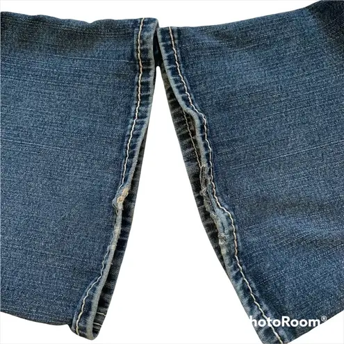 Silver Jeans Suki Mid Boot Fluid Jean with Faux Flap Pockets.