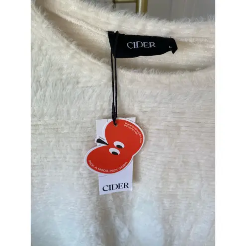 Cider NWT Fuzzy Soft Top White Parisian Autumn Winter Event Wedding Cozy Boho L