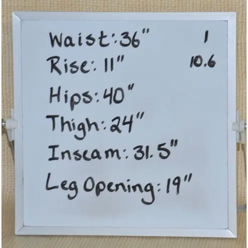 Southern Stitch Ladies Straight Leg Embroidered Denim Blue Jeans Size 33 33R