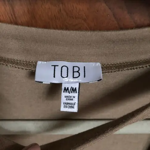 Tobi Plunging Front Strappy Tee