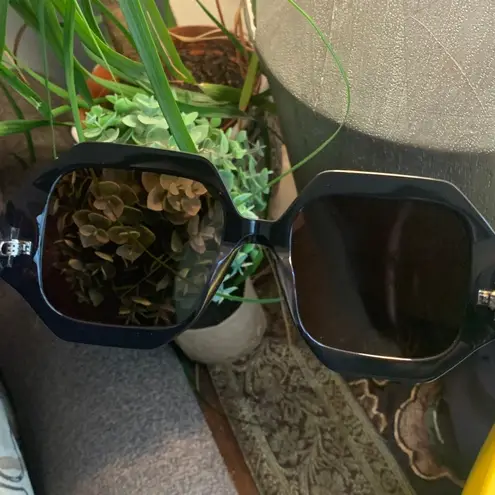 Swavorski Authentic SWAROVSKI 53mm crystals geometric square sunglasses