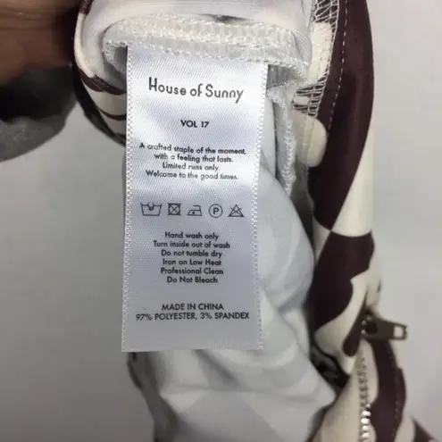 NWT House Of Sunny All You Need Is Love Peace Sign 70s Flare Pant Size 8 Vintage Brown