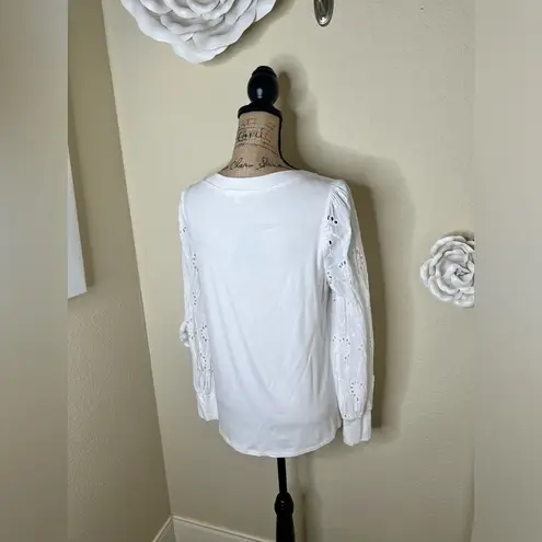 Entro NTM: Solid White Floral Eyelet Long Sleeve Top in Size Small