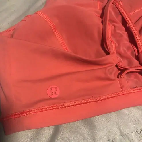 Lululemon  shoreline bikini top