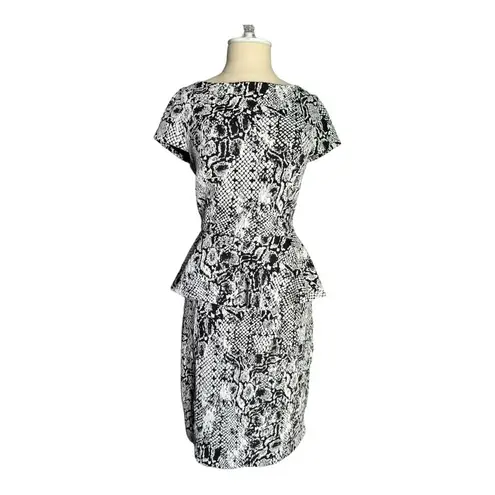 Alexia Admor Snake Print Black & White Knee Length Peplum Size Large Dress