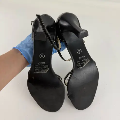 Vintage Fioni Black and Cream Floral Heels Size 8