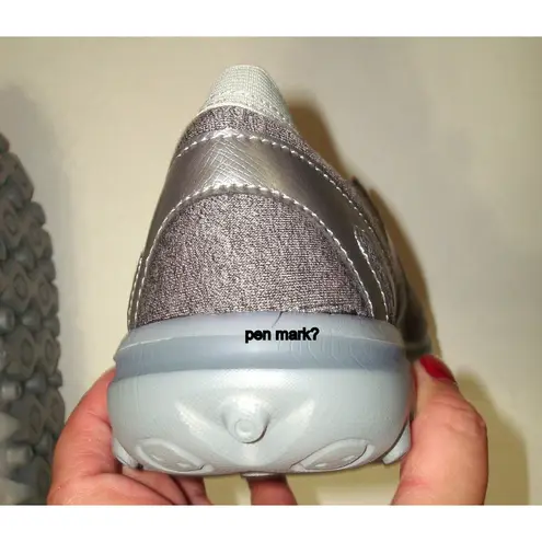 New Propet Onalee Mary Janes Comfort Womens 10 Gray Silver Shoes Adjustable Flat