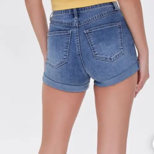 Forever 21 NWT Denim Curvy Shorts