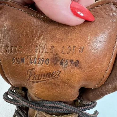 Danner Women’s Size 5.5 Mountain Light Cascade Boots Brown Leather Vibram Soles