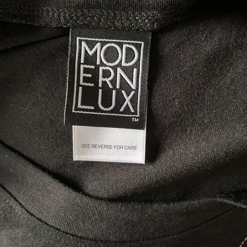 Modern Lux women's size small mini mouse black short sleeve crewneck t-shirt