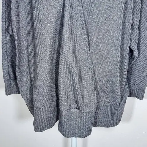 Bloomchic Surplice Gray Waffle Knit Top Size 22/24 Plus Size Thermal Knit Top