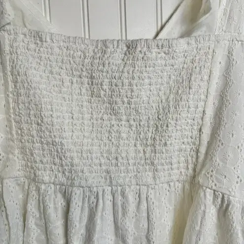 Sofia Vergara NWT  white eyelet lace peekaboo sleeveless top size 5X