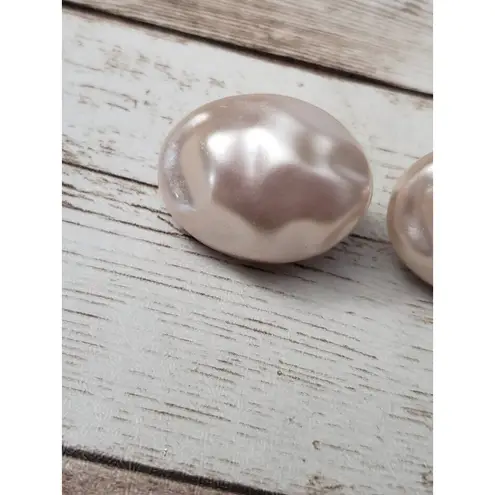 Vintage Clip On Earrings Oval Pearlescent Cream 1" Uneven Surface