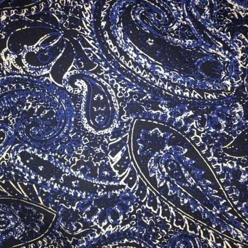 Adrienne Vittadini Paisley Print Shorts Blue Size 8