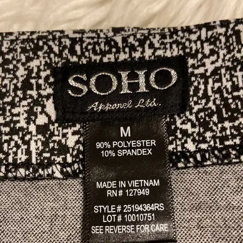 Soho  Skirt black and white design brand new with tag waist 32” elastic see photo