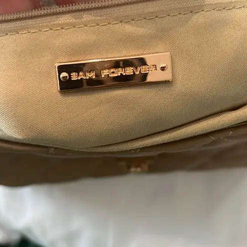 3Am forever tan quilted crossbody bag clean inside & out 1 inside zip pocket EUC