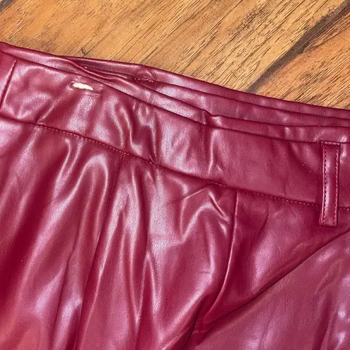 Kate Kasin Red faux leather skirt with front slit NWT woman’s XXL