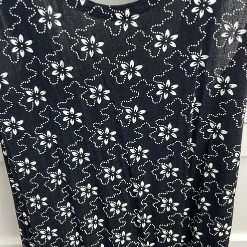 Newport Women’s Black & White Daisy A