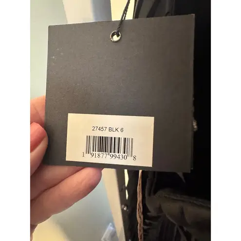 Mac Duggal  NWT Halter Neck Keyhole Detail Pleated Jumpsuit in Black Size 6 thumbnail 7