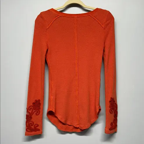 Free People  Newbie Waffle Thermal with Masquerade Cuff Henley Medium Crochet Y2K