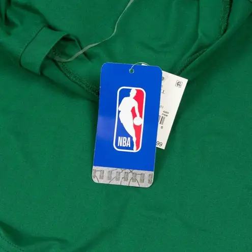 Nba Milwaukee Bucks Women's Roundabout Oversized Fashion T-Shirt in Green, XL