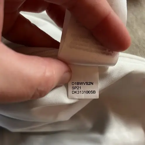 Donna Karan New York Floral Sleeveless Top