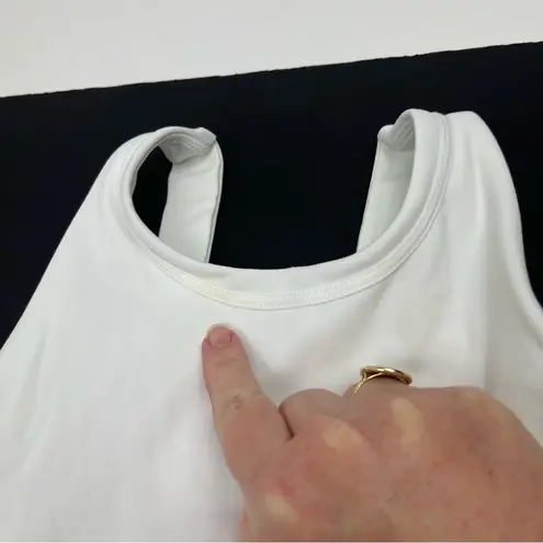 Vuori Volley Dress Womens Size Large White Two Pockets Shelf Bra Athletic *FLAW*