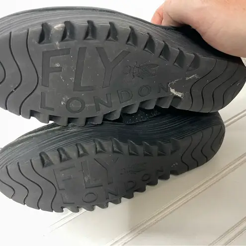 Fly London Women's Yala Perforated Wedge Sandal Sz 38 609