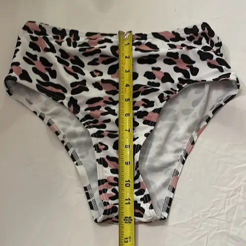 New Leopard Print Pink Black Bikini, Size Medium NWT White