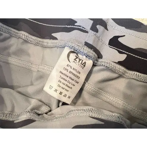 Zyia Active Sweatpants Small Track Pants Lounge Stretch Joggers Pockets Camo