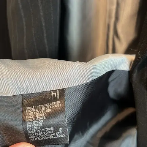 Tahari Arthur S. Levine Black Pinstripe Long Power Suit Blazer, 14