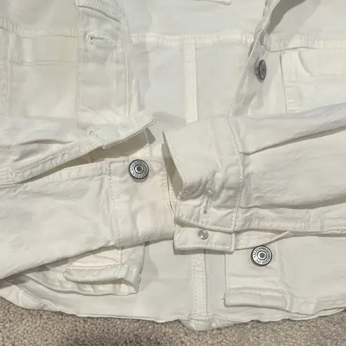Abercrombie & Fitch white jean jacket