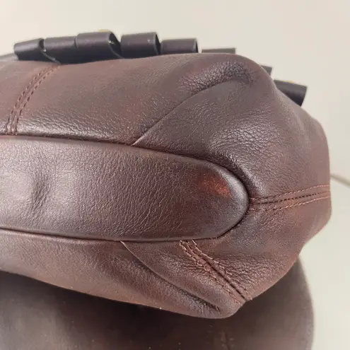 B Makowsky Brown Pebble Leather Western Boho Studded Fringe Crossbody Bag Purse