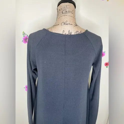 Ivy Jane Waffle Weave Thermal High Lo Dark Grey Tunic with Button Detail Size M
