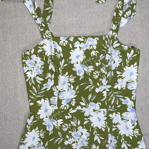 Monteau  Los Angeles Chartreuse Green and White Floral Midi Dress - Medium