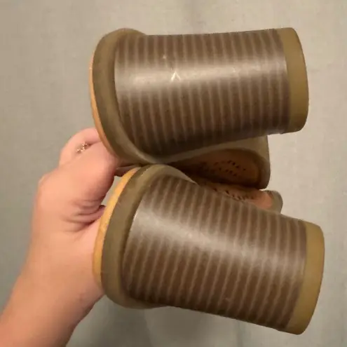 Dr Scholls sz 8.5 Womens Brown Cut Out Leather Open Toe Slip On Heels Chic Comfy